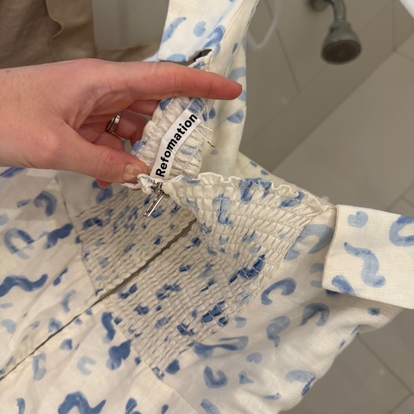 Reformation dress - Picture 3 of 3